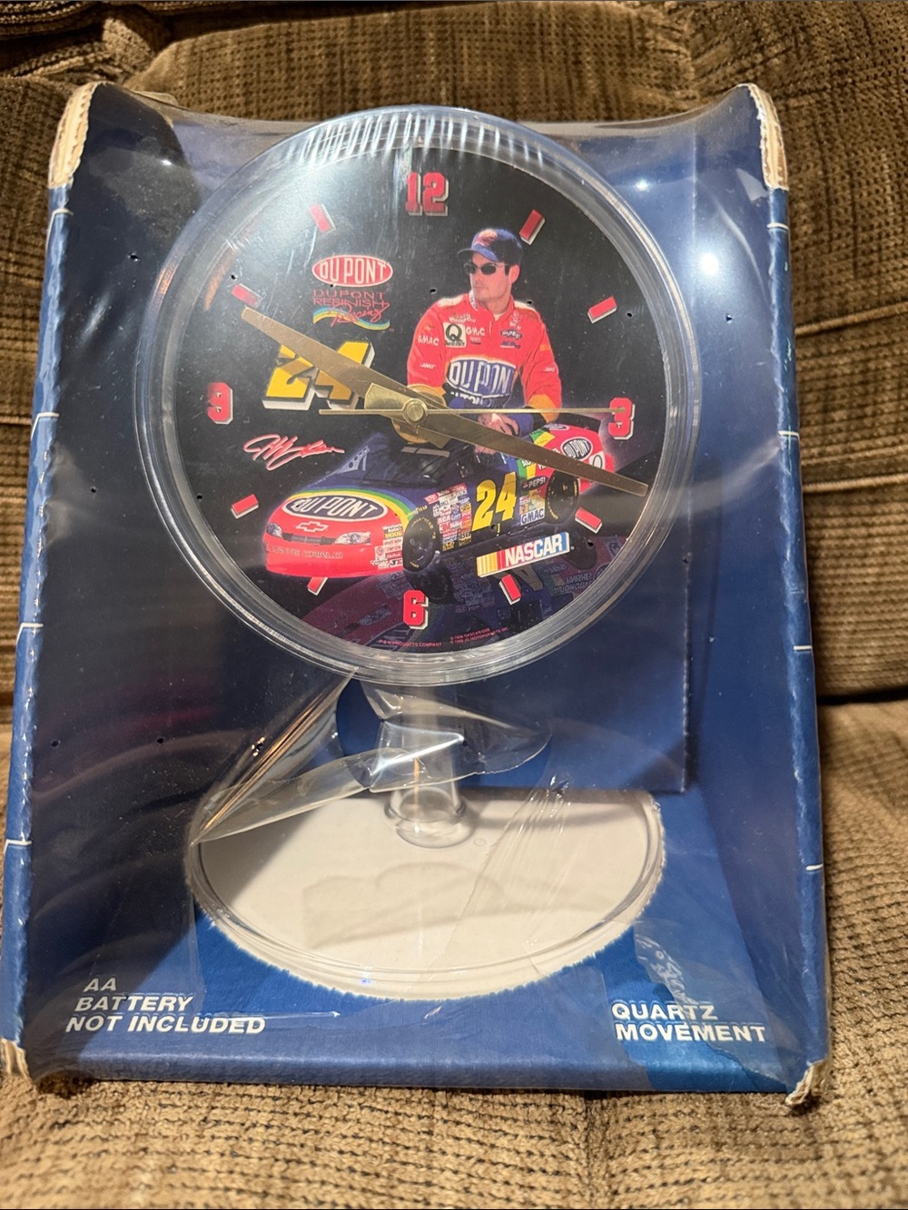 NASCAR DuPont Jeff Gordon 24 Desk Clock - Black & Red Face
